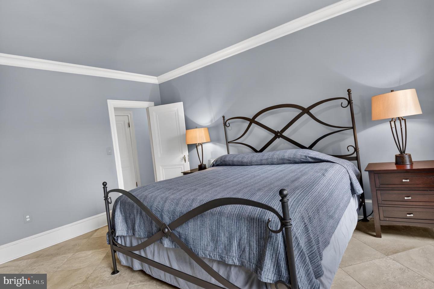 4000 CATHEDRAL AVE NW #216B, WASHINGTON, District Of Columbia 20016, 1 Bedroom Bedrooms, ,1 BathroomBathrooms,Residential,For sale,4000 CATHEDRAL AVE NW #216B,DCDC2246696 MLS # DCDC2246696