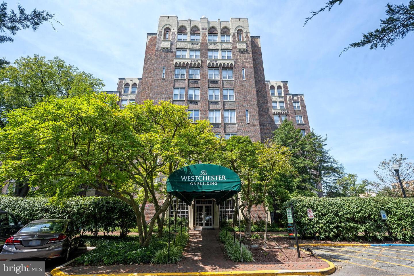 4000 CATHEDRAL AVE NW #216B, WASHINGTON, District Of Columbia 20016, 1 Bedroom Bedrooms, ,1 BathroomBathrooms,Residential,For sale,4000 CATHEDRAL AVE NW #216B,DCDC2246696 MLS # DCDC2246696