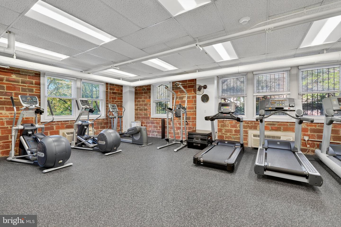 4000 CATHEDRAL AVE NW #216B, WASHINGTON, District Of Columbia 20016, 1 Bedroom Bedrooms, ,1 BathroomBathrooms,Residential,For sale,4000 CATHEDRAL AVE NW #216B,DCDC2246696 MLS # DCDC2246696