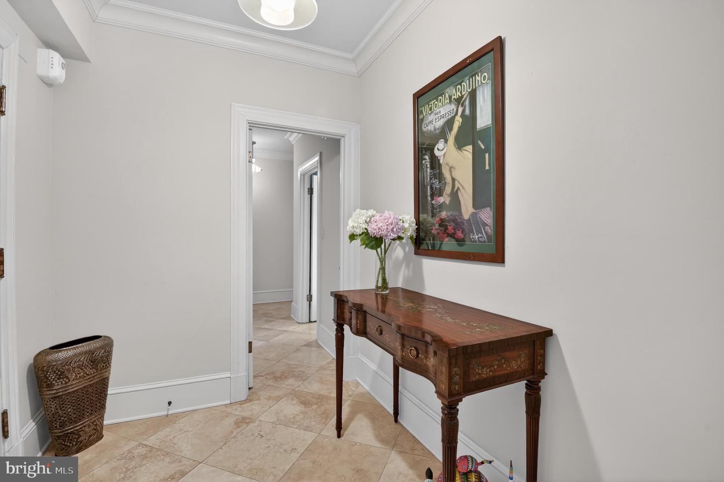 4000 CATHEDRAL AVE NW #216B, WASHINGTON, District Of Columbia 20016, 1 Bedroom Bedrooms, ,1 BathroomBathrooms,Residential,For sale,4000 CATHEDRAL AVE NW #216B,DCDC2246696 MLS # DCDC2246696
