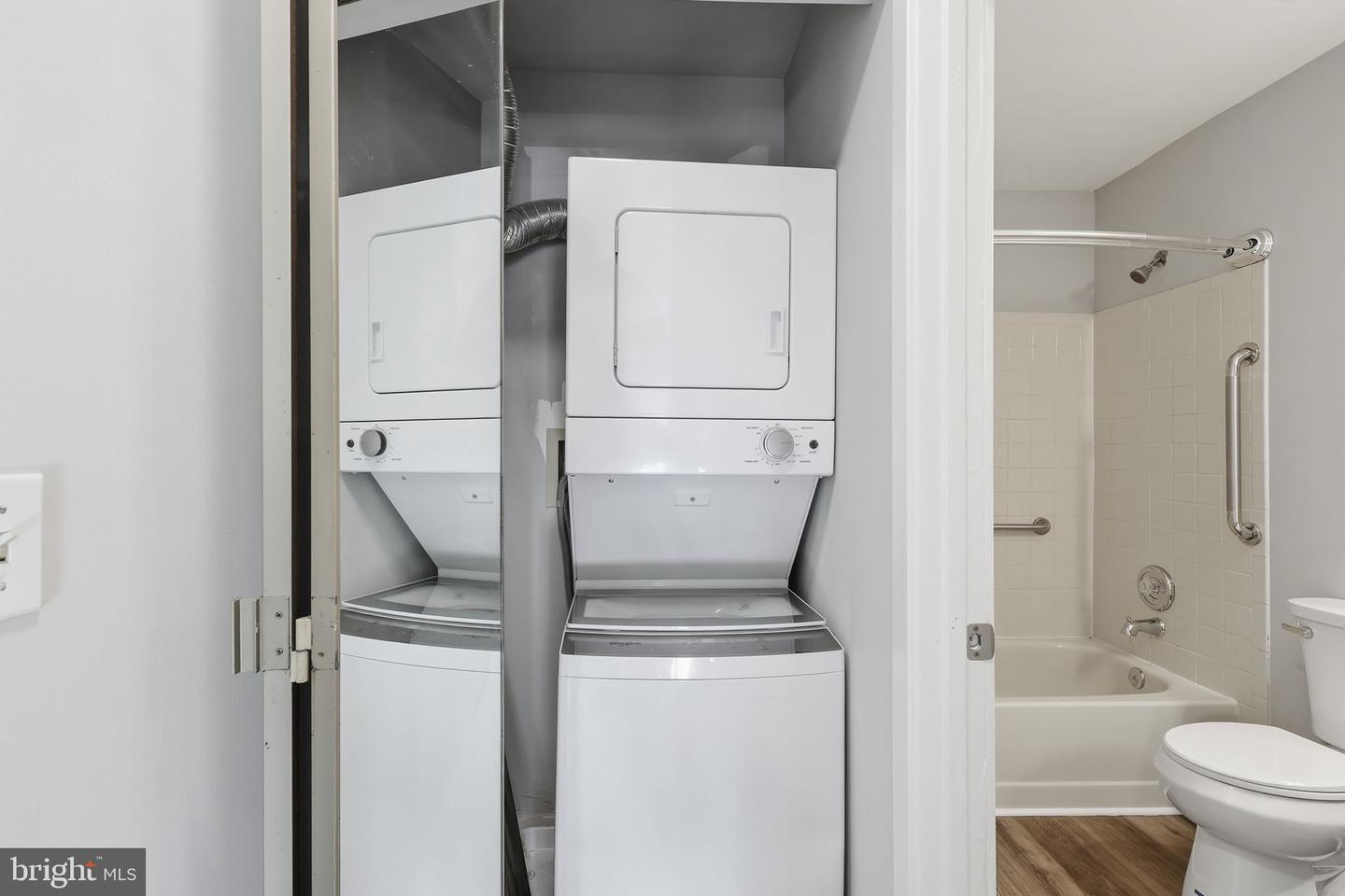 1508-B SUMMERCHASE CT, RESTON, Virginia 20194, 1 Bedroom Bedrooms, ,1 BathroomBathrooms,Residential,For sale,1508-B SUMMERCHASE CT,VAFX2291670 MLS # VAFX2291670 1508-B SUMMERCHASE CT, RESTON, Virginia 20194, 1 Bedroom Bedrooms, ,1 BathroomBathrooms,Residential,For sale,1508-B SUMMERCHASE CT,VAFX2291670 MLS # VAFX2291670