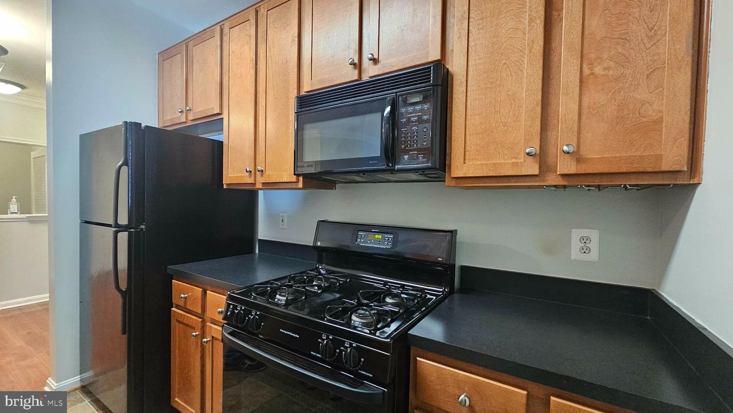 4862 EISENHOWER AVE #158, ALEXANDRIA, Virginia 22304, 1 Bedroom Bedrooms, 2 Rooms Rooms,1 BathroomBathrooms,Residential,For sale,4862 EISENHOWER AVE #158,VAAX2054284 MLS # VAAX2054284