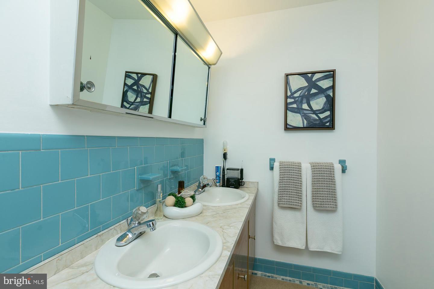 4304 GRANADA ST, ALEXANDRIA, Virginia 22309, 4 Bedrooms Bedrooms, ,3 BathroomsBathrooms,Residential,For sale,4304 GRANADA ST,VAFX2291678 MLS # VAFX2291678 4304 GRANADA ST, ALEXANDRIA, Virginia 22309, 4 Bedrooms Bedrooms, ,3 BathroomsBathrooms,Residential,For sale,4304 GRANADA ST,VAFX2291678 MLS # VAFX2291678