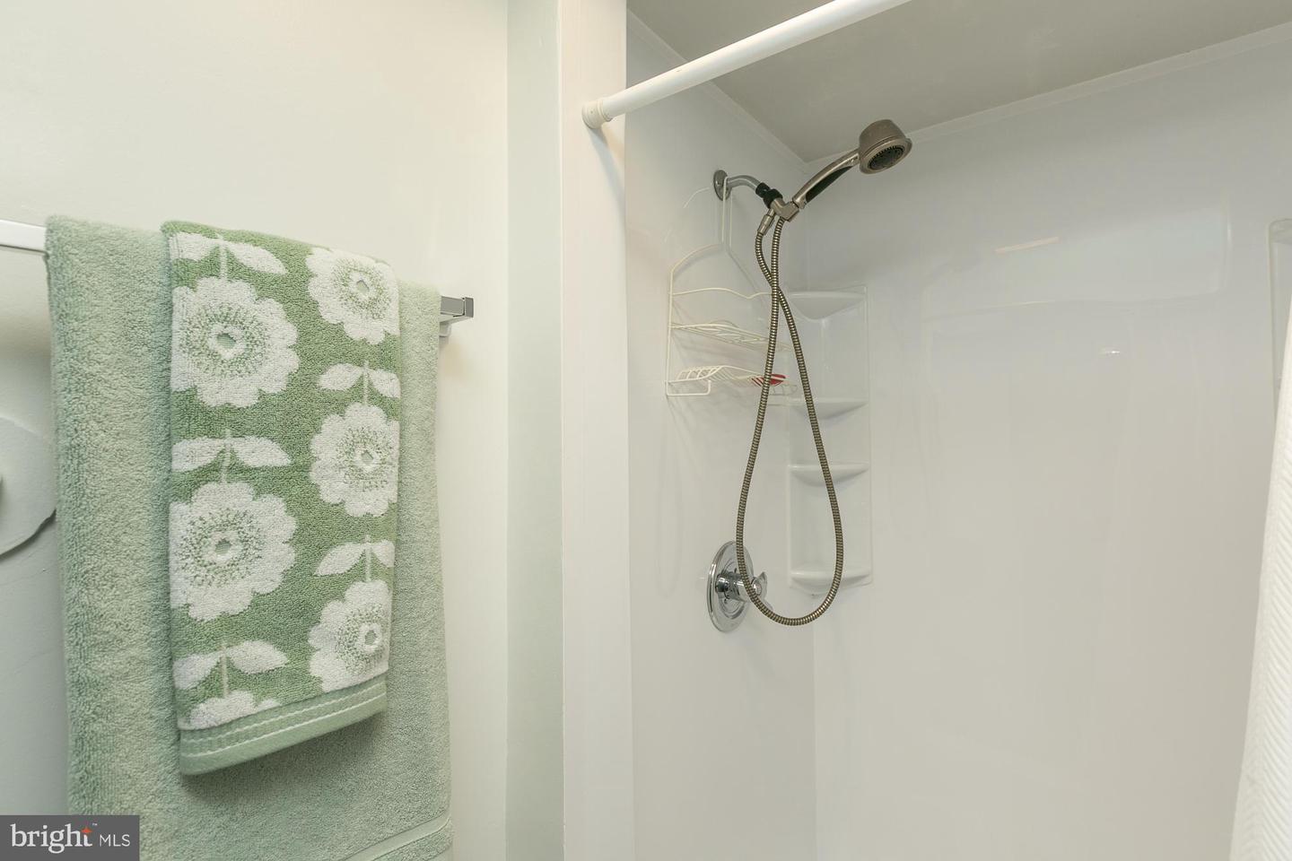 4304 GRANADA ST, ALEXANDRIA, Virginia 22309, 4 Bedrooms Bedrooms, ,3 BathroomsBathrooms,Residential,For sale,4304 GRANADA ST,VAFX2291678 MLS # VAFX2291678 4304 GRANADA ST, ALEXANDRIA, Virginia 22309, 4 Bedrooms Bedrooms, ,3 BathroomsBathrooms,Residential,For sale,4304 GRANADA ST,VAFX2291678 MLS # VAFX2291678