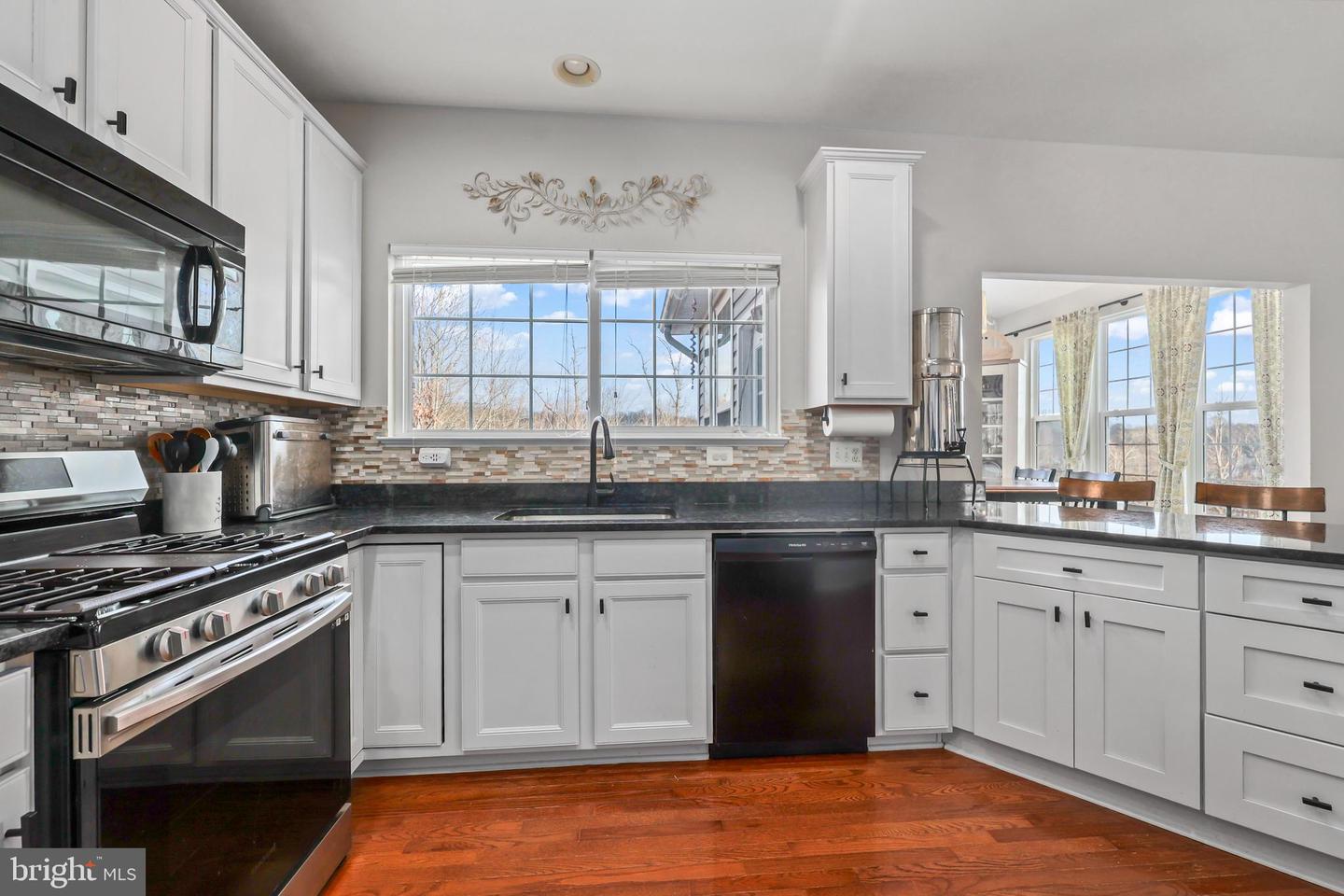 40 TRAIL RIDGE LN, FREDERICKSBURG, Virginia 22405, 4 Bedrooms Bedrooms, ,3 BathroomsBathrooms,Residential,For sale,40 TRAIL RIDGE LN,VAST2046264 MLS # VAST2046264