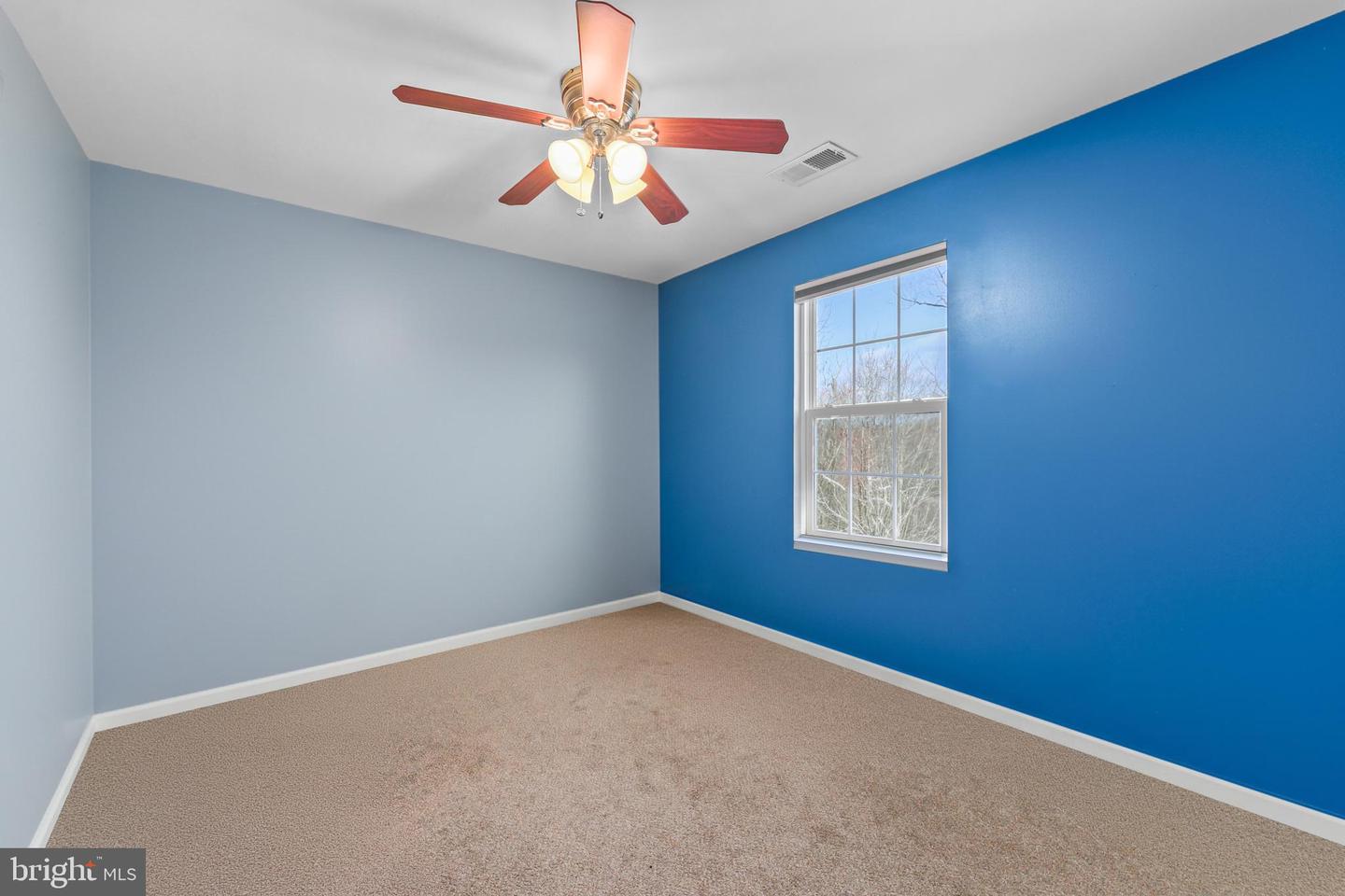 40 TRAIL RIDGE LN, FREDERICKSBURG, Virginia 22405, 4 Bedrooms Bedrooms, ,3 BathroomsBathrooms,Residential,For sale,40 TRAIL RIDGE LN,VAST2046264 MLS # VAST2046264