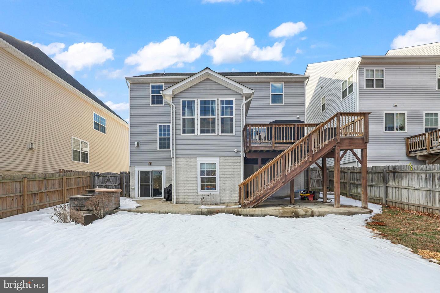 40 TRAIL RIDGE LN, FREDERICKSBURG, Virginia 22405, 4 Bedrooms Bedrooms, ,3 BathroomsBathrooms,Residential,For sale,40 TRAIL RIDGE LN,VAST2046264 MLS # VAST2046264