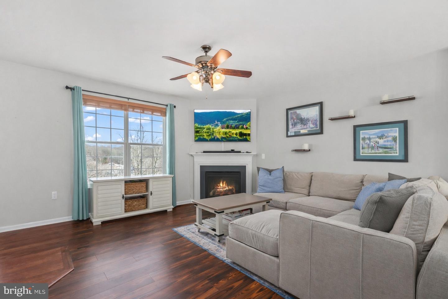 40 TRAIL RIDGE LN, FREDERICKSBURG, Virginia 22405, 4 Bedrooms Bedrooms, ,3 BathroomsBathrooms,Residential,For sale,40 TRAIL RIDGE LN,VAST2046264 MLS # VAST2046264