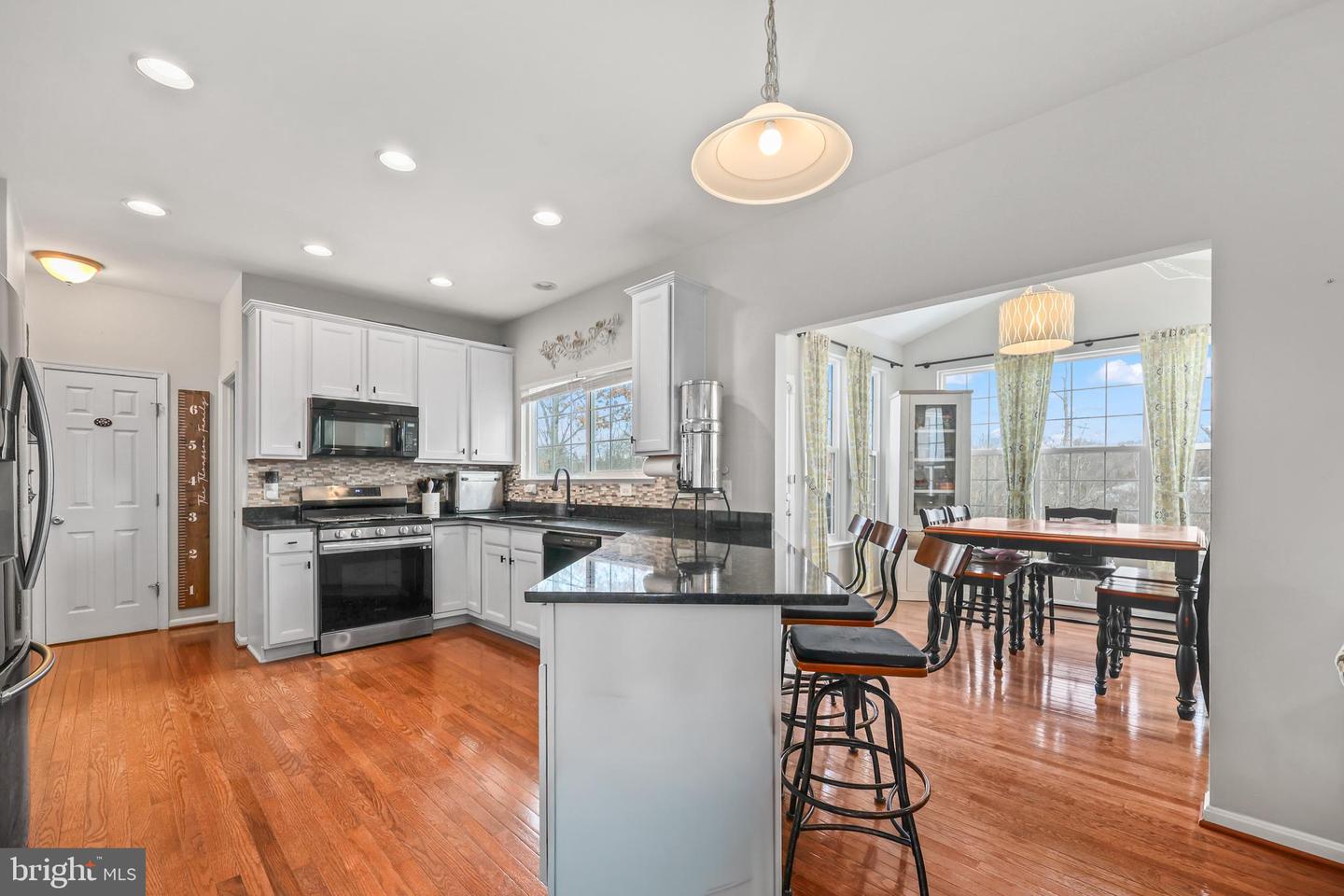 40 TRAIL RIDGE LN, FREDERICKSBURG, Virginia 22405, 4 Bedrooms Bedrooms, ,3 BathroomsBathrooms,Residential,For sale,40 TRAIL RIDGE LN,VAST2046264 MLS # VAST2046264