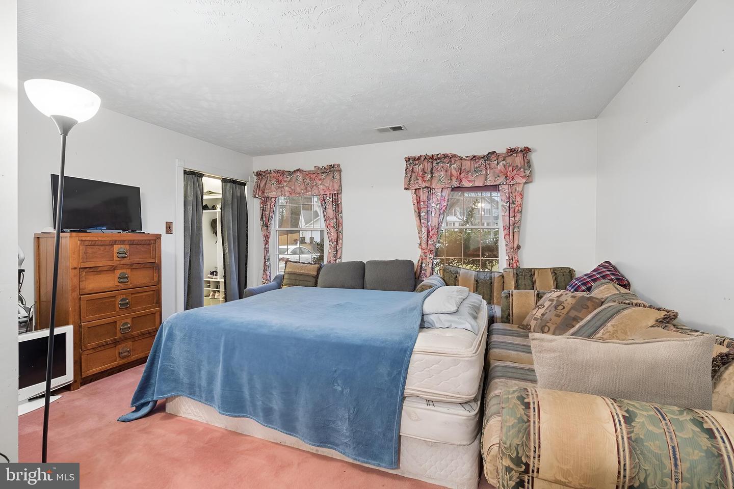 9131 KARLO ST, MANASSAS, Virginia 20110, 4 Bedrooms Bedrooms, ,2 BathroomsBathrooms,Residential,For sale,9131 KARLO ST,VAMN2010284 MLS # VAMN2010284 9131 KARLO ST, MANASSAS, Virginia 20110, 4 Bedrooms Bedrooms, ,2 BathroomsBathrooms,Residential,For sale,9131 KARLO ST,VAMN2010284 MLS # VAMN2010284