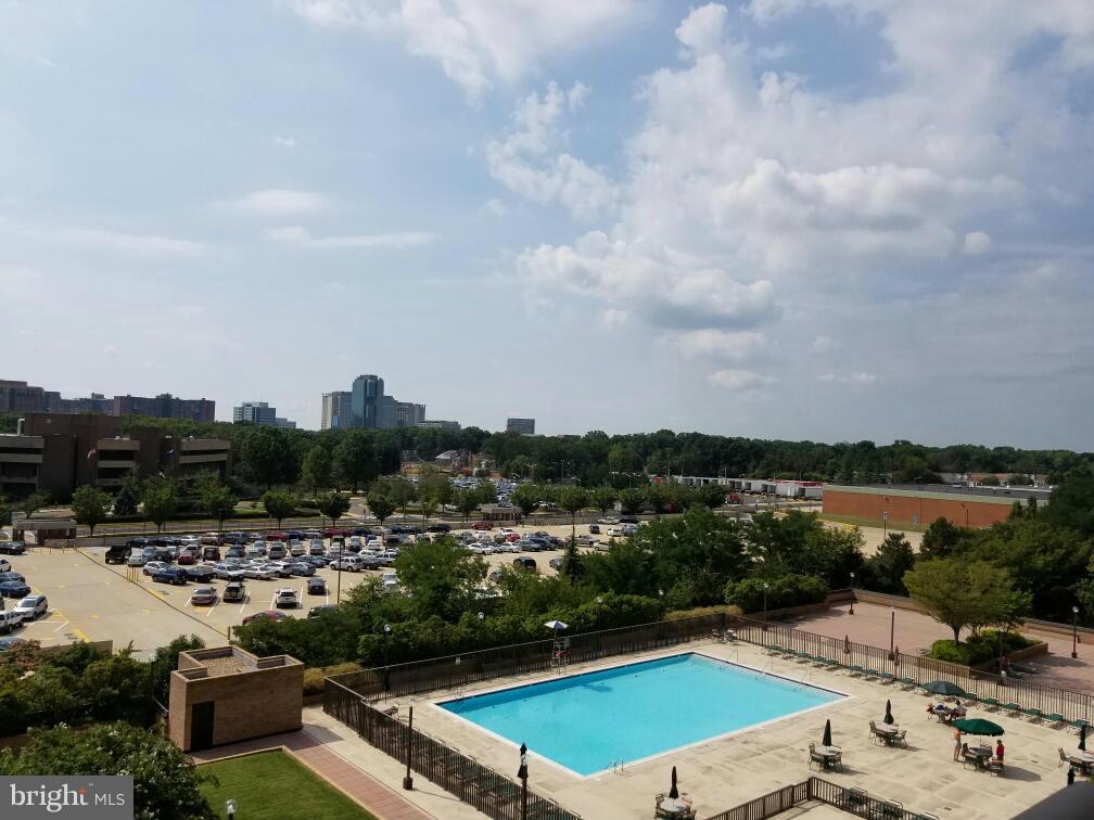 3709 GEORGE MASON DR S #710 EAST, FALLS CHURCH, Virginia 22041, 2 Bedrooms Bedrooms, ,2 BathroomsBathrooms,Residential,For sale,3709 GEORGE MASON DR S #710 EAST,VAFX2291702 MLS # VAFX2291702