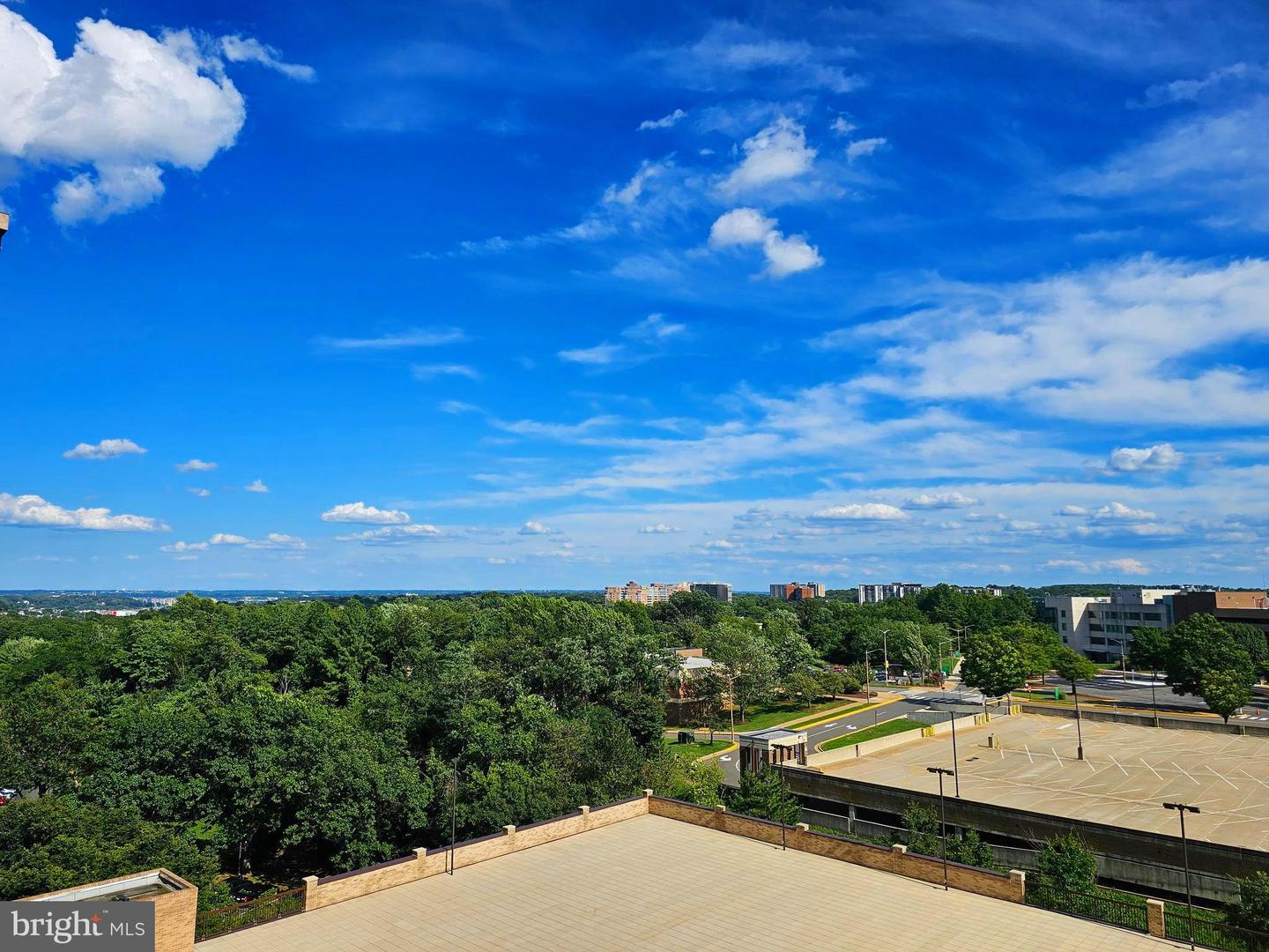 3709 GEORGE MASON DR S #710 EAST, FALLS CHURCH, Virginia 22041, 2 Bedrooms Bedrooms, ,2 BathroomsBathrooms,Residential,For sale,3709 GEORGE MASON DR S #710 EAST,VAFX2291702 MLS # VAFX2291702