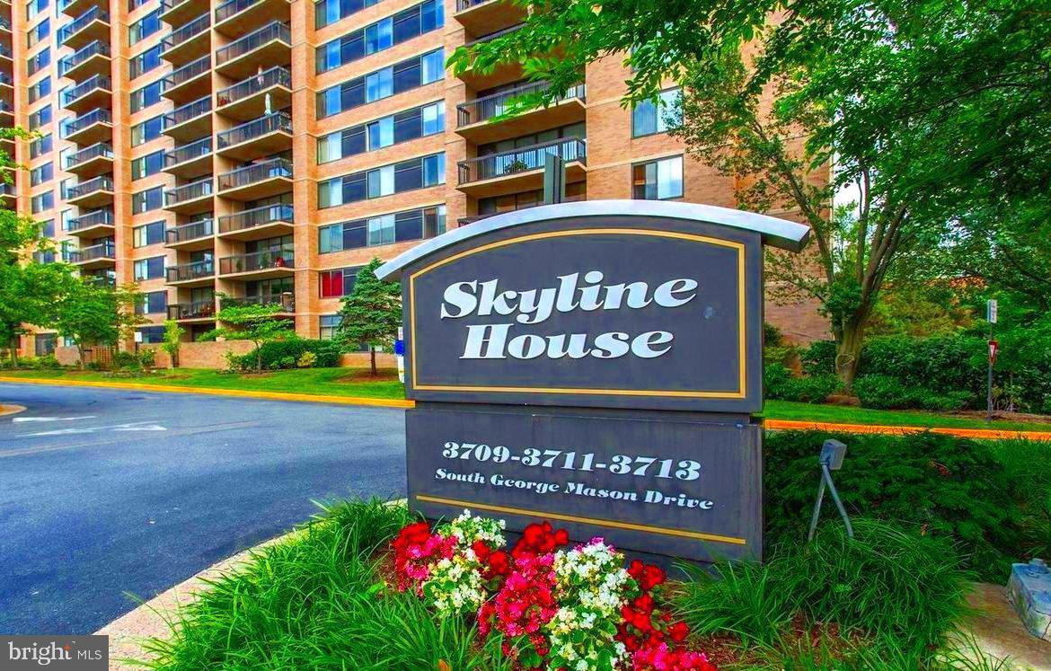 3709 GEORGE MASON DR S #710 EAST, FALLS CHURCH, Virginia 22041, 2 Bedrooms Bedrooms, ,2 BathroomsBathrooms,Residential,For sale,3709 GEORGE MASON DR S #710 EAST,VAFX2291702 MLS # VAFX2291702