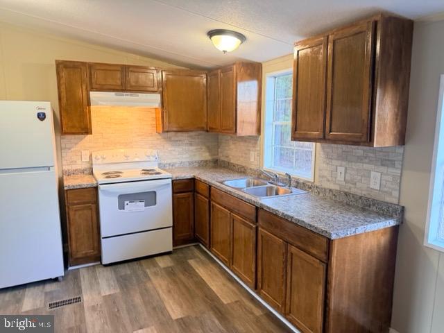 993 MARENGO RD, LA CROSSE, Virginia 23950, 3 Bedrooms Bedrooms, 5 Rooms Rooms,2 BathroomsBathrooms,Residential,For sale,993 MARENGO RD,VAMB2000086 MLS # VAMB2000086