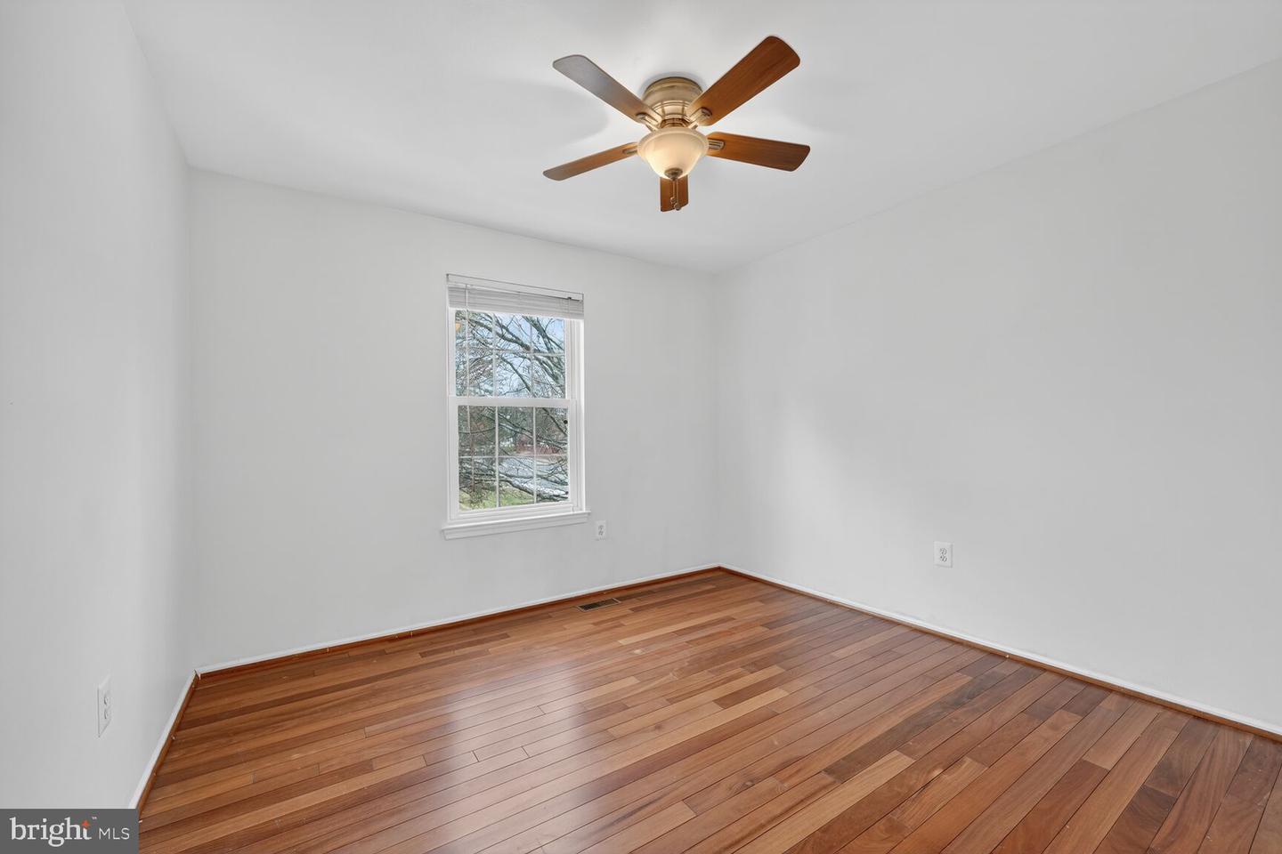 2885 BURGUNDY PL, WOODBRIDGE, Virginia 22192, 3 Bedrooms Bedrooms, ,1 BathroomBathrooms,Residential,For sale,2885 BURGUNDY PL,VAPW2112786 MLS # VAPW2112786