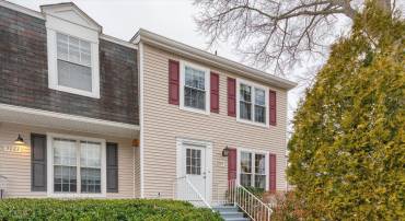 2885 BURGUNDY PL, WOODBRIDGE, Virginia 22192, 3 Bedrooms Bedrooms, ,1 BathroomBathrooms,Residential,For sale,2885 BURGUNDY PL,VAPW2112786 MLS # VAPW2112786