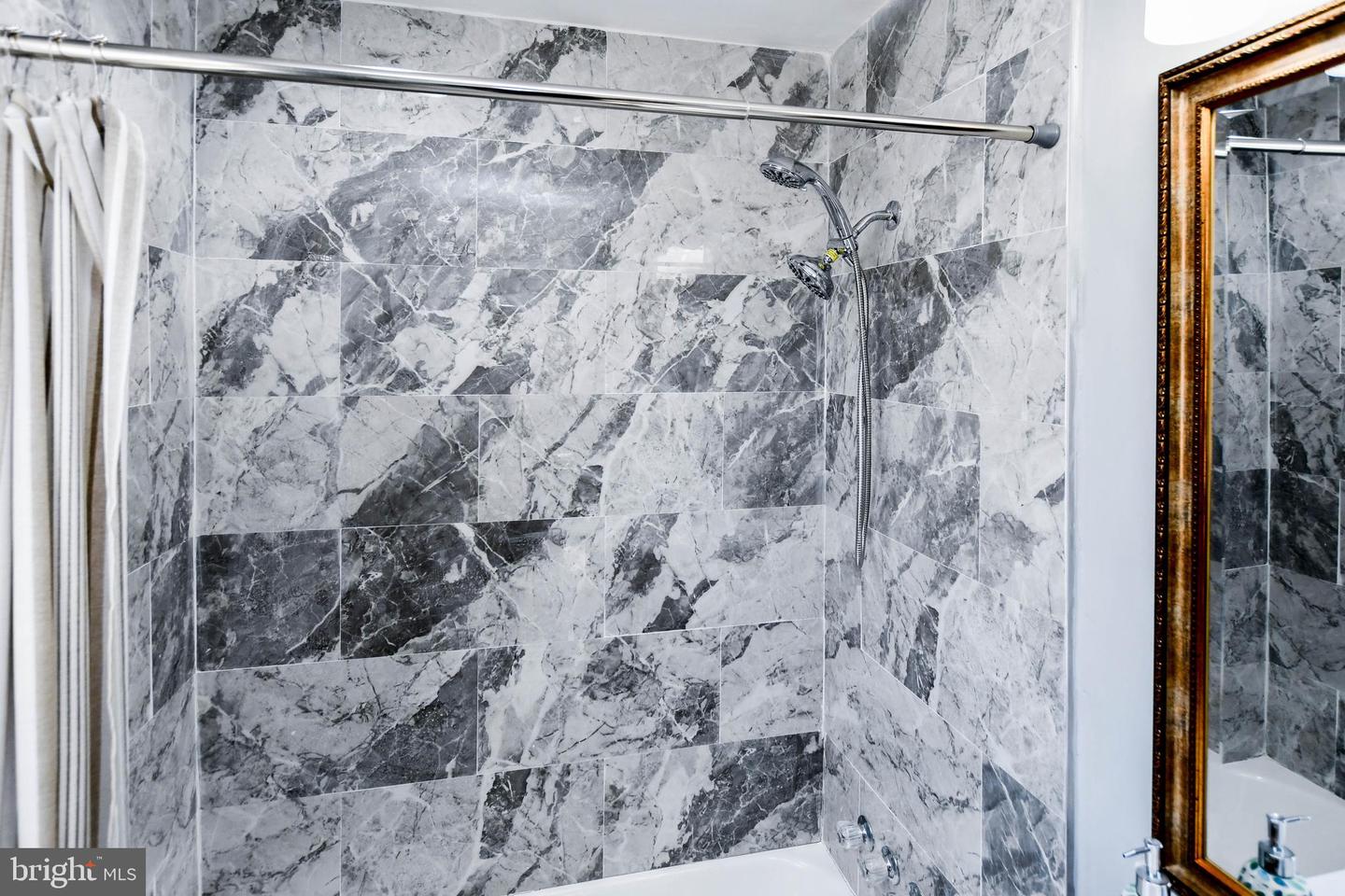 445 XENIA ST SE, WASHINGTON, District Of Columbia 20032, 3 Bedrooms Bedrooms, ,2 BathroomsBathrooms,Residential,For sale,445 XENIA ST SE,DCDC2246790 MLS # DCDC2246790