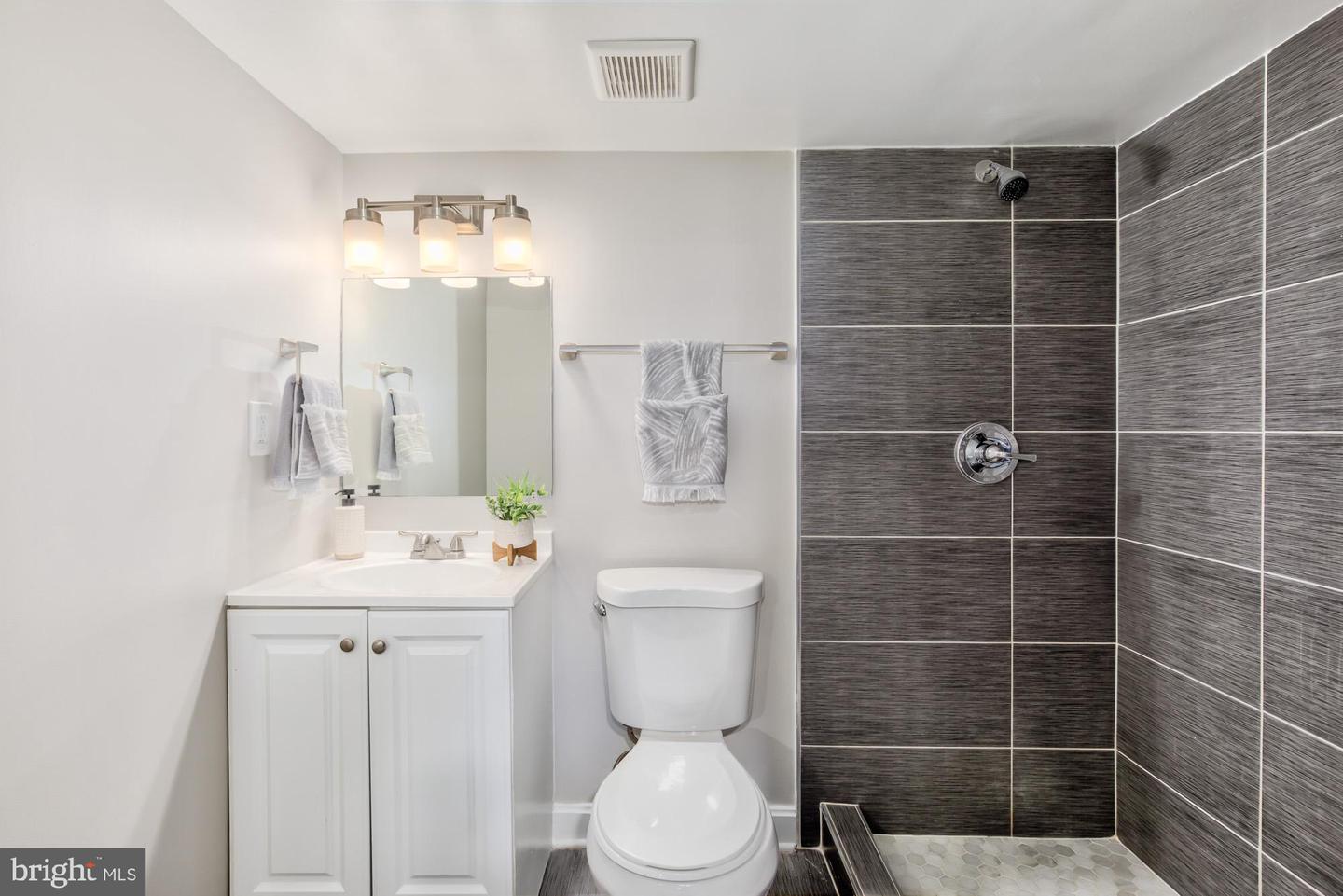 4003 AMES ST NE, WASHINGTON, District Of Columbia 20019, 3 Bedrooms Bedrooms, ,2 BathroomsBathrooms,Residential,For sale,4003 AMES ST NE,DCDC2246818 MLS # DCDC2246818 4003 AMES ST NE, WASHINGTON, District Of Columbia 20019, 3 Bedrooms Bedrooms, ,2 BathroomsBathrooms,Residential,For sale,4003 AMES ST NE,DCDC2246818 MLS # DCDC2246818