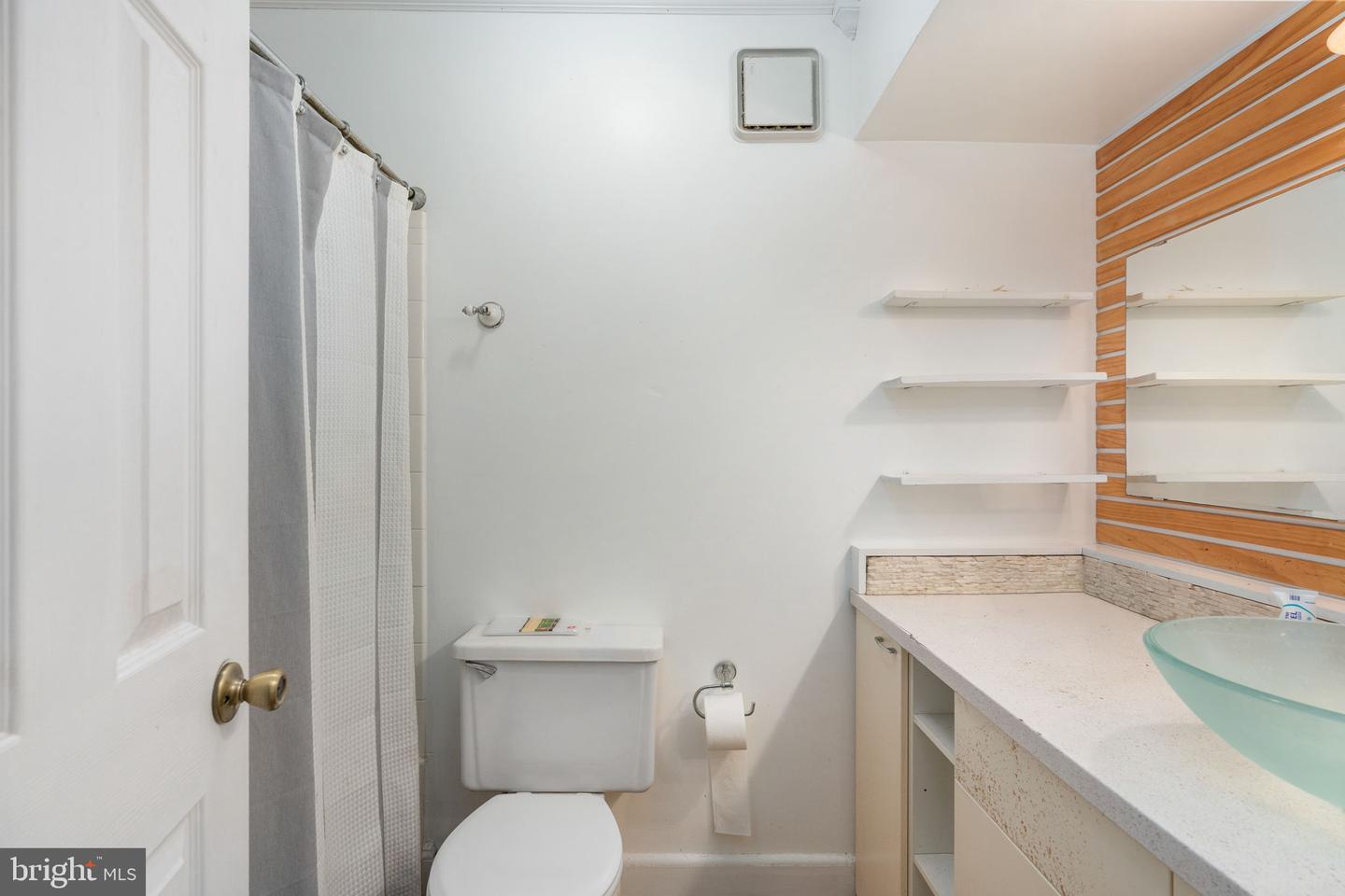 2746 BORDEAUX PL, WOODBRIDGE, Virginia 22192, 3 Bedrooms Bedrooms, ,2 BathroomsBathrooms,Residential,For sale,2746 BORDEAUX PL,VAPW2112802 MLS # VAPW2112802