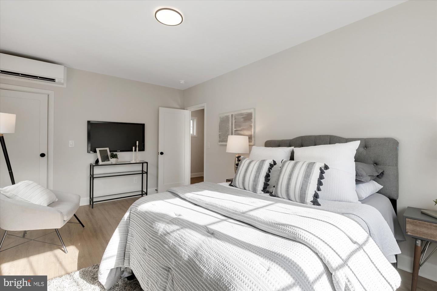 3254 GUNSTON RD, ALEXANDRIA, Virginia 22302, 2 Bedrooms Bedrooms, ,1 BathroomBathrooms,Residential,For sale,3254 GUNSTON RD,VAAX2054292 MLS # VAAX2054292 3254 GUNSTON RD, ALEXANDRIA, Virginia 22302, 2 Bedrooms Bedrooms, ,1 BathroomBathrooms,Residential,For sale,3254 GUNSTON RD,VAAX2054292 MLS # VAAX2054292