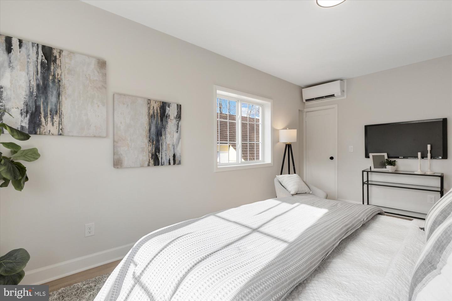 3254 GUNSTON RD, ALEXANDRIA, Virginia 22302, 2 Bedrooms Bedrooms, ,1 BathroomBathrooms,Residential,For sale,3254 GUNSTON RD,VAAX2054292 MLS # VAAX2054292 3254 GUNSTON RD, ALEXANDRIA, Virginia 22302, 2 Bedrooms Bedrooms, ,1 BathroomBathrooms,Residential,For sale,3254 GUNSTON RD,VAAX2054292 MLS # VAAX2054292