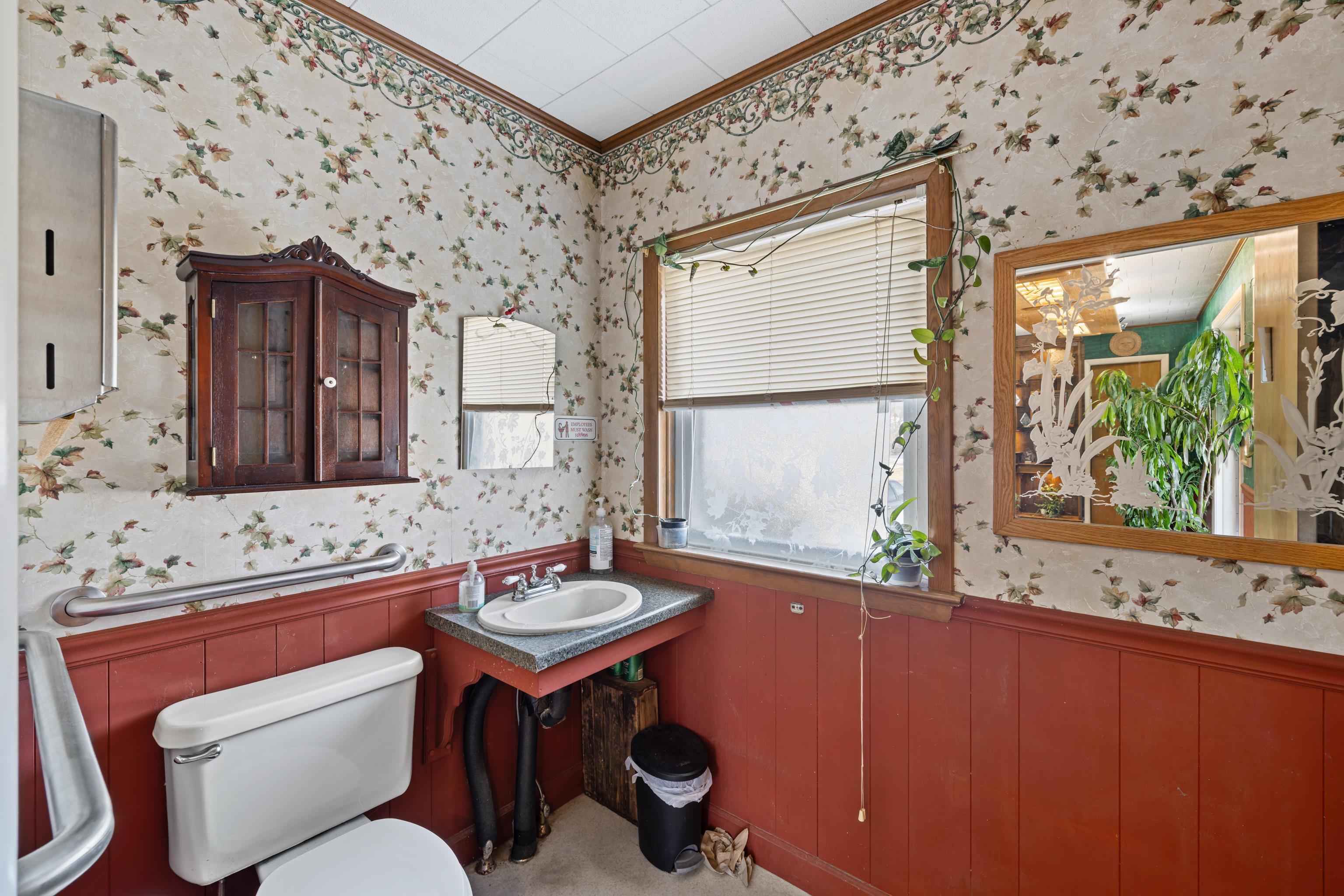 415 MASON ST, DAYTON, Virginia 22821, ,Commercial,415 MASON ST,673455 MLS # 673455 415 MASON ST, DAYTON, Virginia 22821, ,Commercial,415 MASON ST,673455 MLS # 673455