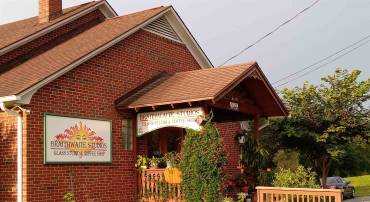 415 MASON ST, DAYTON, Virginia 22821, ,Commercial,415 MASON ST,673455 MLS # 673455