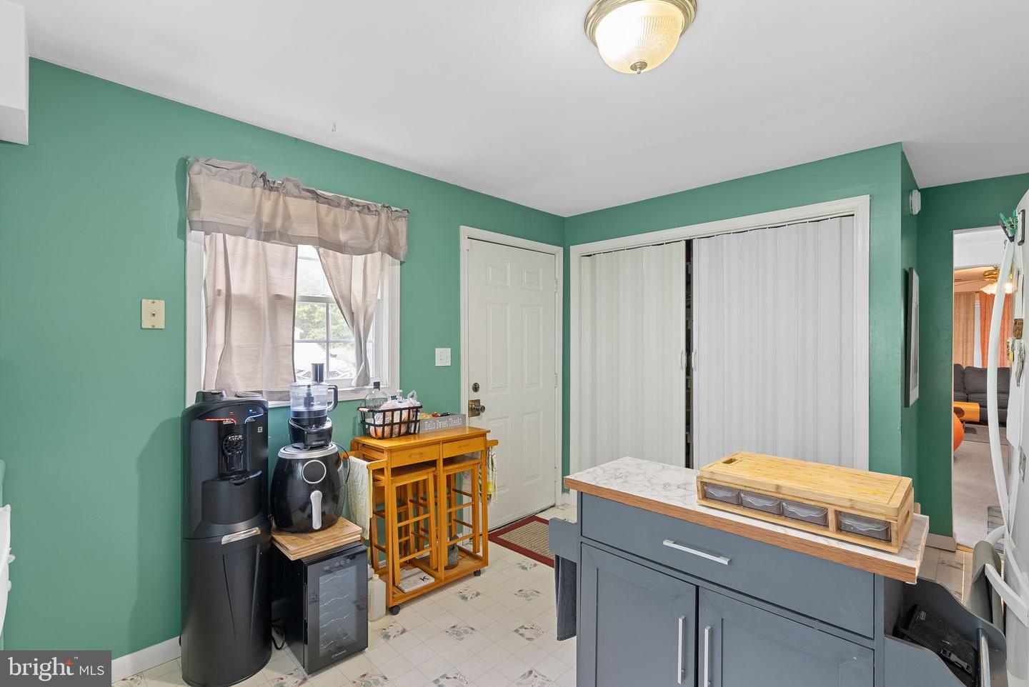 804 TELEGRAPH RD, STAFFORD, Virginia 22554, 3 Bedrooms Bedrooms, ,2 BathroomsBathrooms,Residential,For sale,804 TELEGRAPH RD,VAST2033898 MLS # VAST2033898