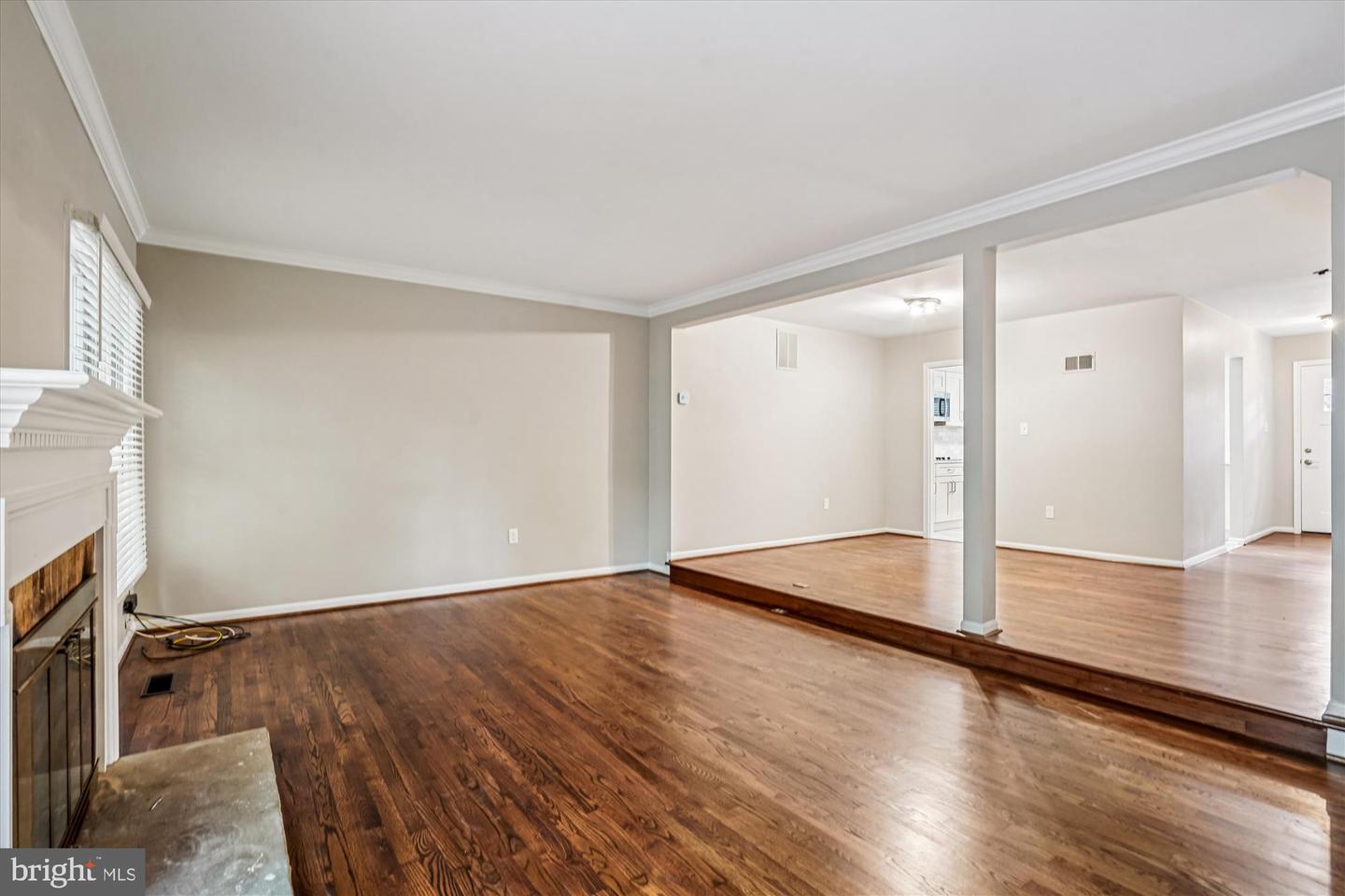 7422 CHUMMLEY CT, FALLS CHURCH, Virginia 22043, 3 Bedrooms Bedrooms, ,3 BathroomsBathrooms,Residential,For sale,7422 CHUMMLEY CT,VAFX2273956 MLS # VAFX2273956