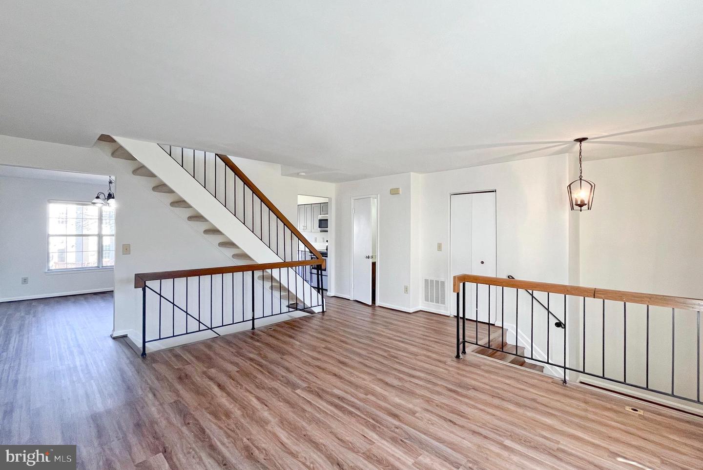 3350 OAKSHADE CT, FAIRFAX, Virginia 22033, 4 Bedrooms Bedrooms, ,3 BathroomsBathrooms,Residential,For sale,3350 OAKSHADE CT,VAFX2279806 MLS # VAFX2279806