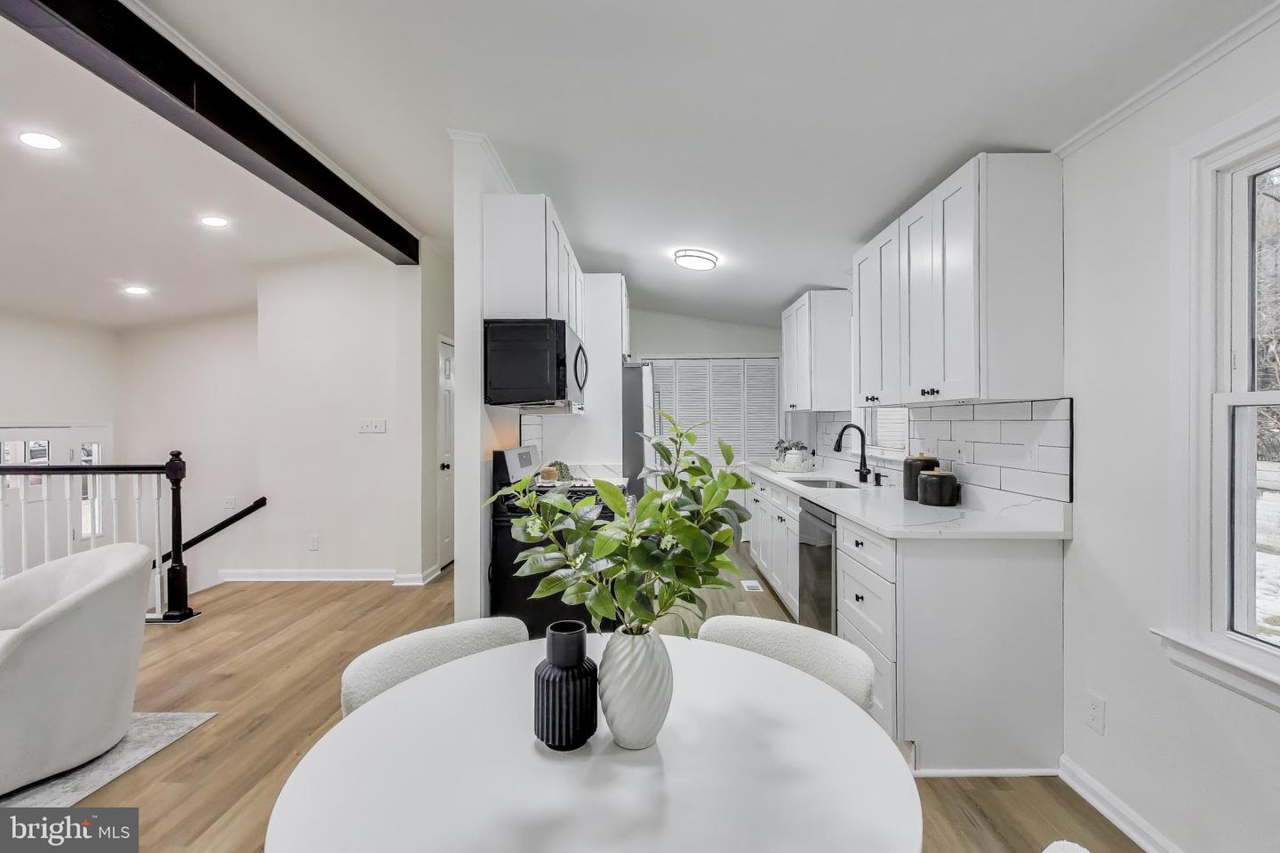 18905 RED OAK LN, TRIANGLE, Virginia 22172, 5 Bedrooms Bedrooms, ,2 BathroomsBathrooms,Residential,For sale,18905 RED OAK LN,VAPW2109606 MLS # VAPW2109606 18905 RED OAK LN, TRIANGLE, Virginia 22172, 5 Bedrooms Bedrooms, ,2 BathroomsBathrooms,Residential,For sale,18905 RED OAK LN,VAPW2109606 MLS # VAPW2109606