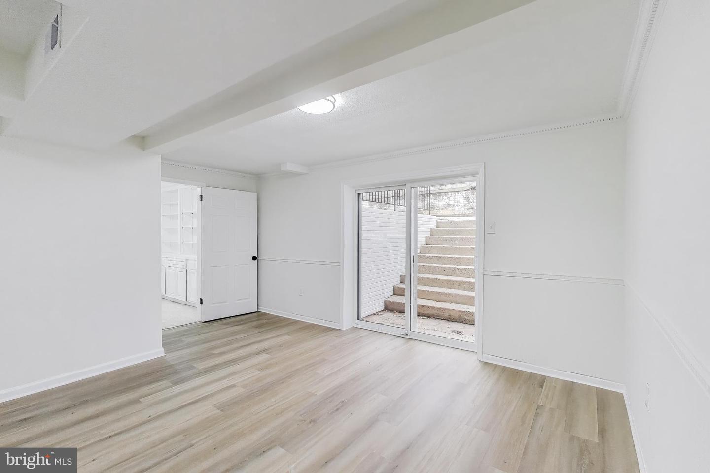 18905 RED OAK LN, TRIANGLE, Virginia 22172, 5 Bedrooms Bedrooms, ,2 BathroomsBathrooms,Residential,For sale,18905 RED OAK LN,VAPW2109606 MLS # VAPW2109606 18905 RED OAK LN, TRIANGLE, Virginia 22172, 5 Bedrooms Bedrooms, ,2 BathroomsBathrooms,Residential,For sale,18905 RED OAK LN,VAPW2109606 MLS # VAPW2109606