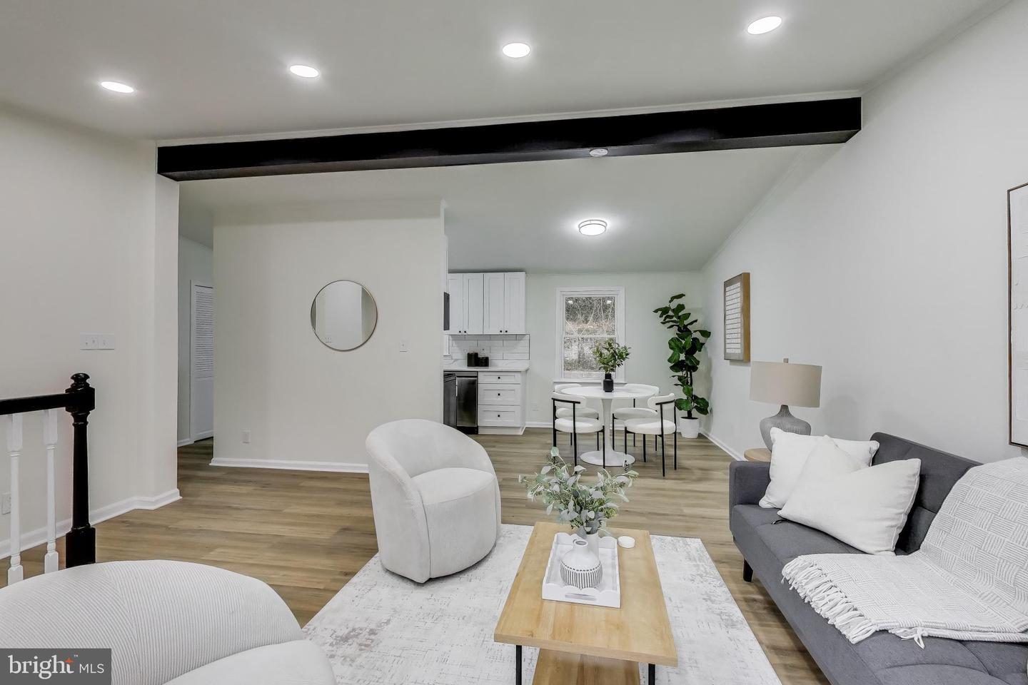 18905 RED OAK LN, TRIANGLE, Virginia 22172, 5 Bedrooms Bedrooms, ,2 BathroomsBathrooms,Residential,For sale,18905 RED OAK LN,VAPW2109606 MLS # VAPW2109606 18905 RED OAK LN, TRIANGLE, Virginia 22172, 5 Bedrooms Bedrooms, ,2 BathroomsBathrooms,Residential,For sale,18905 RED OAK LN,VAPW2109606 MLS # VAPW2109606