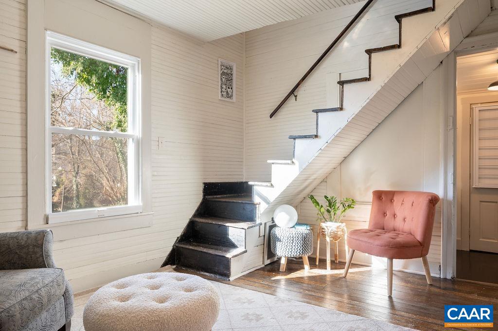 349 NW 10TH ST, CHARLOTTESVILLE, Virginia 22903, 3 Bedrooms Bedrooms, ,2 BathroomsBathrooms,Residential,For sale,349 NW 10TH ST,672141 MLS # 672141