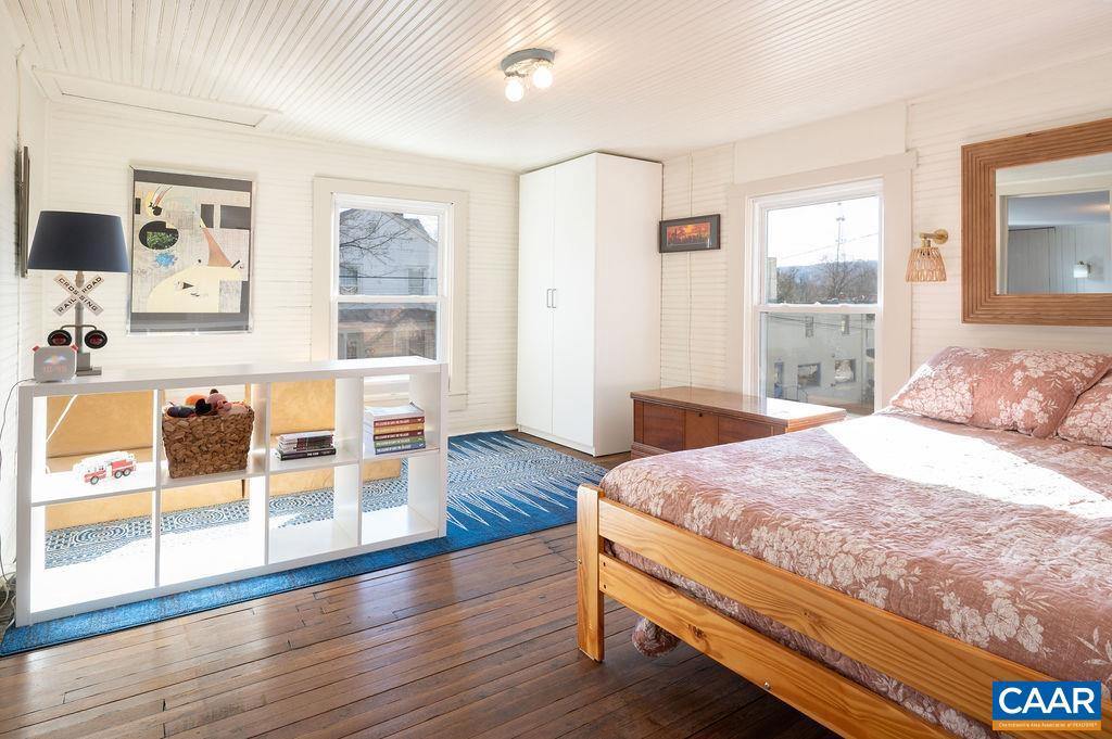 349 NW 10TH ST, CHARLOTTESVILLE, Virginia 22903, 3 Bedrooms Bedrooms, ,2 BathroomsBathrooms,Residential,For sale,349 NW 10TH ST,672141 MLS # 672141