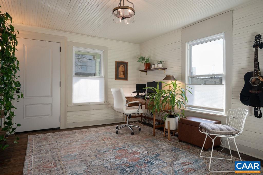 349 NW 10TH ST, CHARLOTTESVILLE, Virginia 22903, 3 Bedrooms Bedrooms, ,2 BathroomsBathrooms,Residential,For sale,349 NW 10TH ST,672141 MLS # 672141