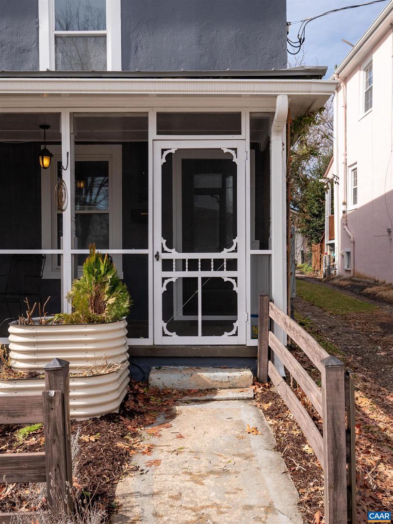 349 NW 10TH ST, CHARLOTTESVILLE, Virginia 22903, 3 Bedrooms Bedrooms, ,2 BathroomsBathrooms,Residential,For sale,349 NW 10TH ST,672141 MLS # 672141