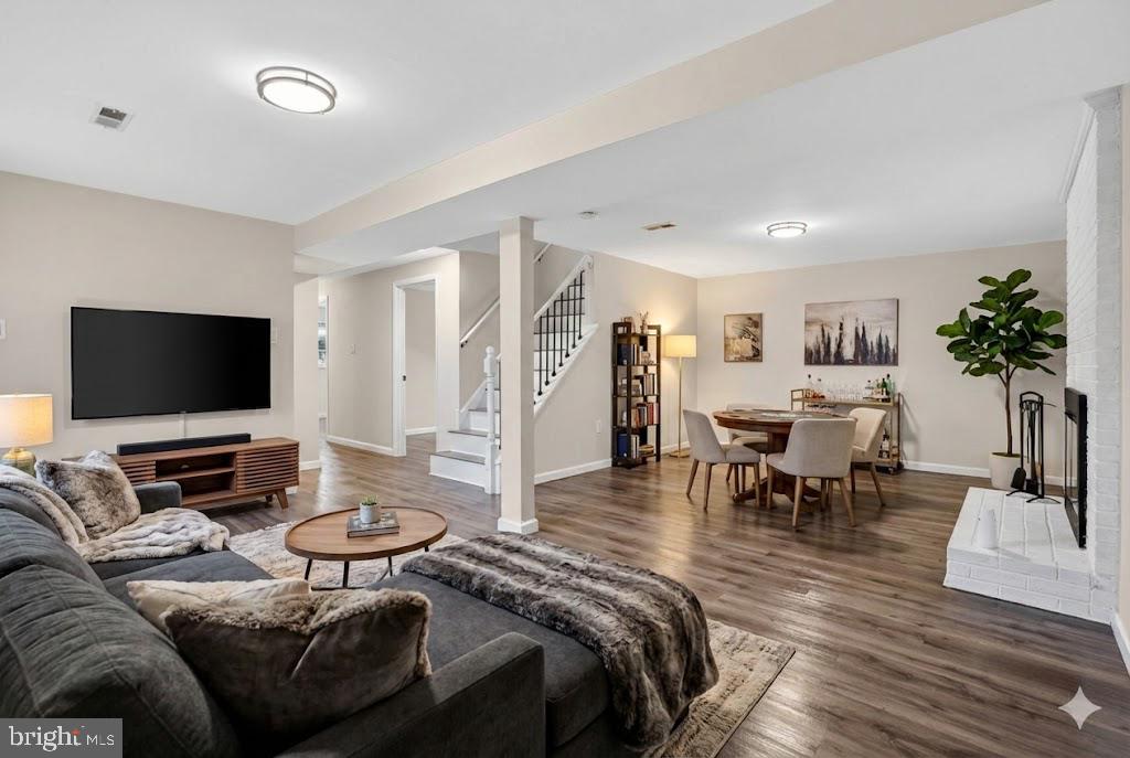 13418 HILLENDALE DR, WOODBRIDGE, Virginia 22193, 4 Bedrooms Bedrooms, ,2 BathroomsBathrooms,Residential,For sale,13418 HILLENDALE DR,VAPW2110024 MLS # VAPW2110024 13418 HILLENDALE DR, WOODBRIDGE, Virginia 22193, 4 Bedrooms Bedrooms, ,2 BathroomsBathrooms,Residential,For sale,13418 HILLENDALE DR,VAPW2110024 MLS # VAPW2110024