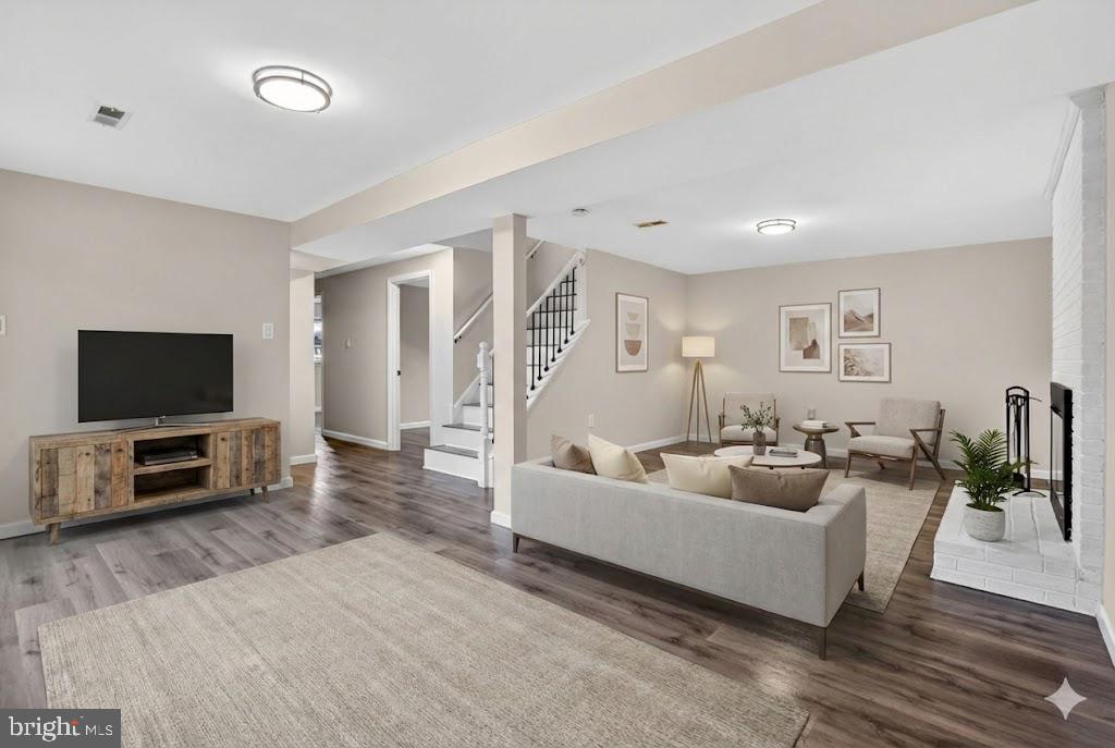 13418 HILLENDALE DR, WOODBRIDGE, Virginia 22193, 4 Bedrooms Bedrooms, ,2 BathroomsBathrooms,Residential,For sale,13418 HILLENDALE DR,VAPW2110024 MLS # VAPW2110024 13418 HILLENDALE DR, WOODBRIDGE, Virginia 22193, 4 Bedrooms Bedrooms, ,2 BathroomsBathrooms,Residential,For sale,13418 HILLENDALE DR,VAPW2110024 MLS # VAPW2110024