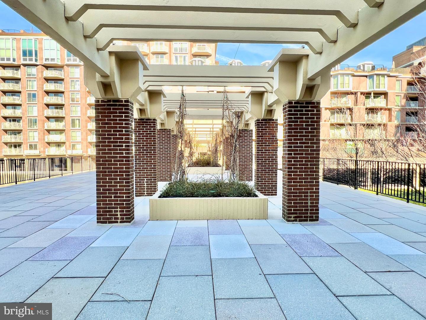 520 N ST SW #S112, WASHINGTON, District Of Columbia 20024, ,1 BathroomBathrooms,Residential,For sale,520 N ST SW #S112,DCDC2240554 MLS # DCDC2240554