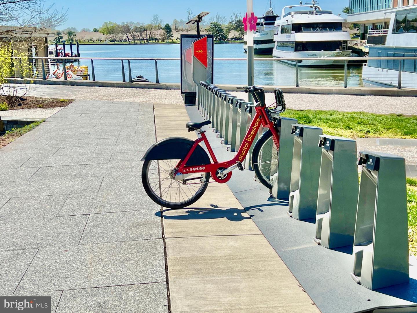 520 N ST SW #S112, WASHINGTON, District Of Columbia 20024, ,1 BathroomBathrooms,Residential,For sale,520 N ST SW #S112,DCDC2240554 MLS # DCDC2240554