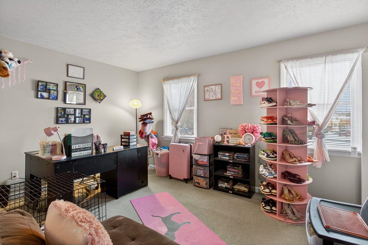 860 VINE ST, HARRISONBURG, Virginia 22801, 2 Bedrooms Bedrooms, ,1 BathroomBathrooms,Residential,860 VINE ST,673018 MLS # 673018