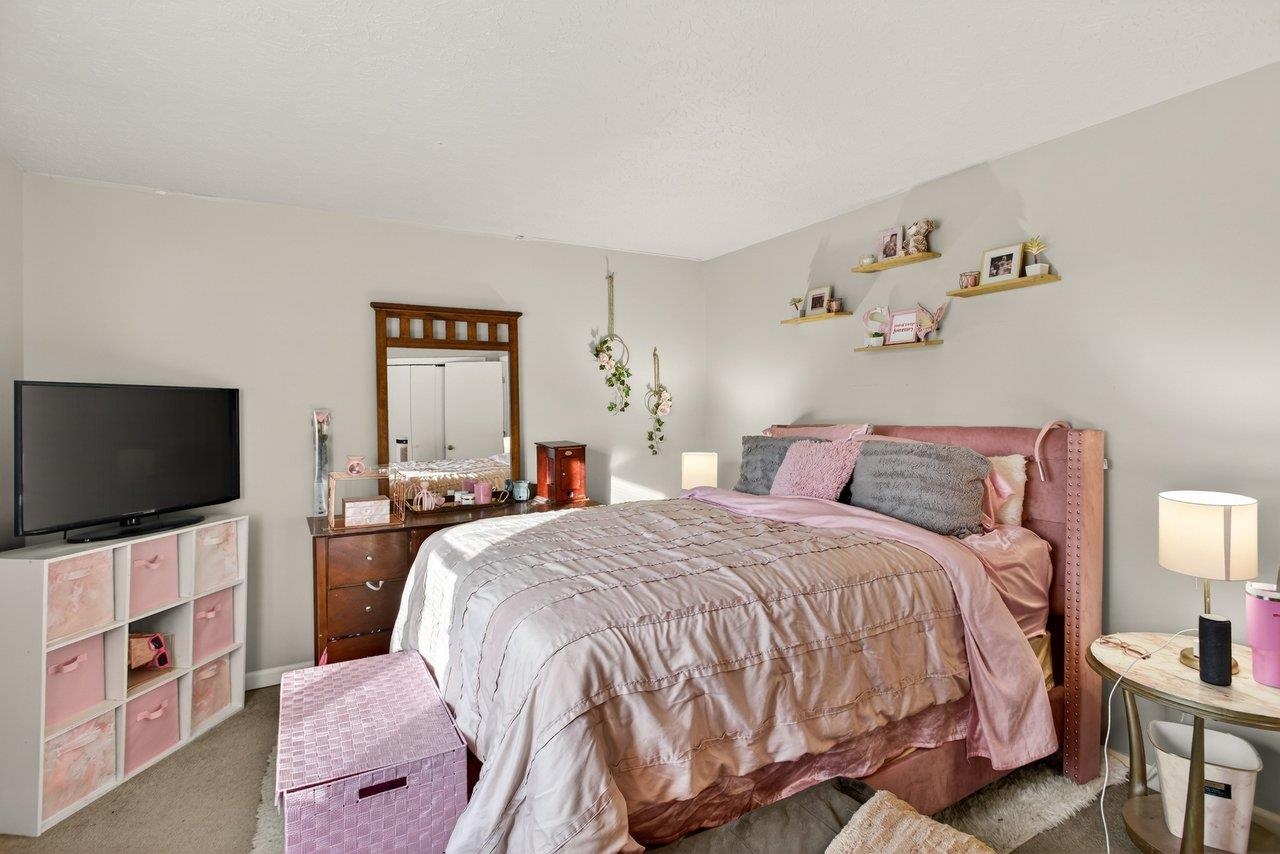 860 VINE ST, HARRISONBURG, Virginia 22801, 2 Bedrooms Bedrooms, ,1 BathroomBathrooms,Residential,860 VINE ST,673018 MLS # 673018