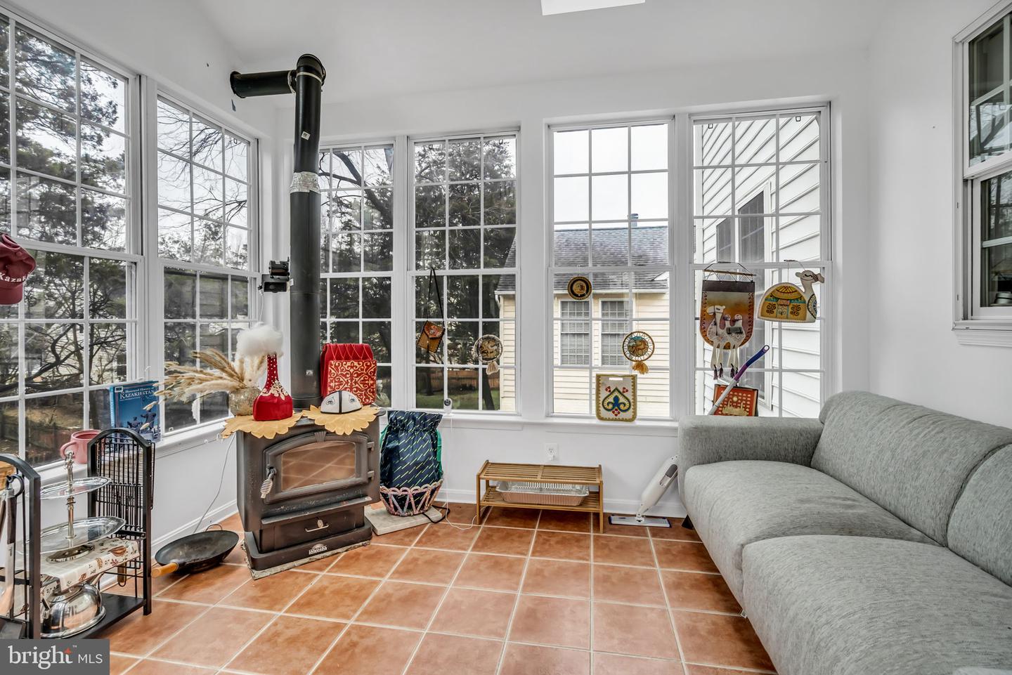 43553 DEMPSEY LN, CHANTILLY, Virginia 20152, 4 Bedrooms Bedrooms, ,3 BathroomsBathrooms,Residential,For sale,43553 DEMPSEY LN,VALO2113900 MLS # VALO2113900