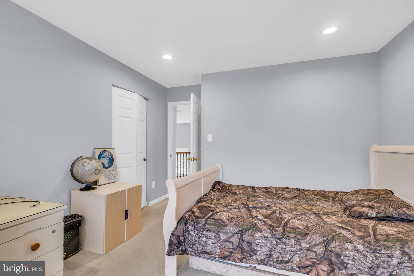 43553 DEMPSEY LN, CHANTILLY, Virginia 20152, 4 Bedrooms Bedrooms, ,3 BathroomsBathrooms,Residential,For sale,43553 DEMPSEY LN,VALO2113900 MLS # VALO2113900