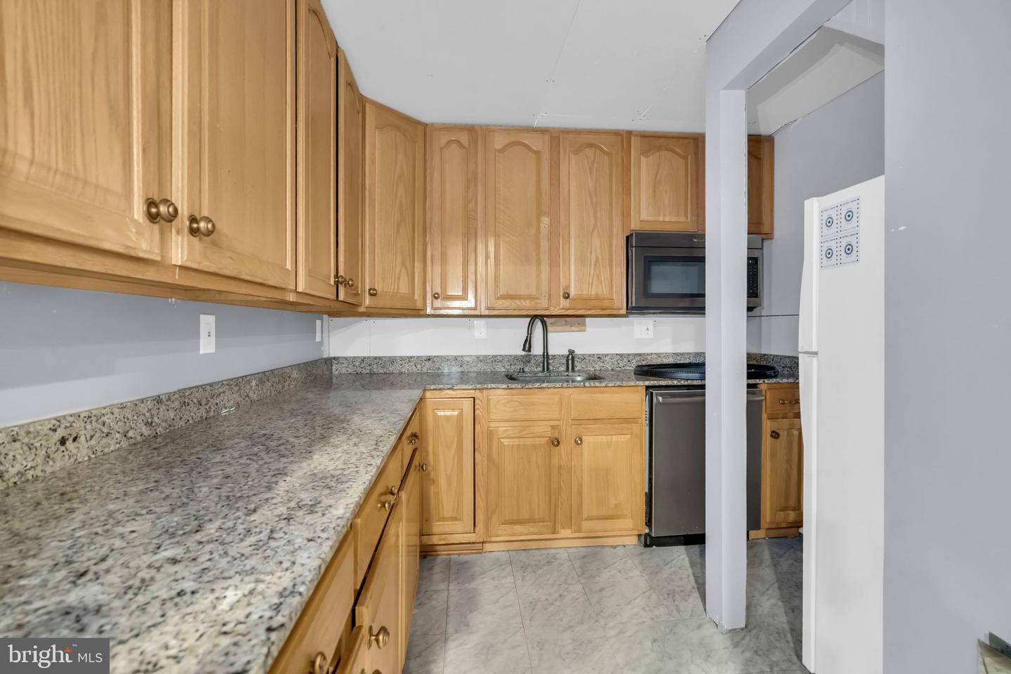 43553 DEMPSEY LN, CHANTILLY, Virginia 20152, 4 Bedrooms Bedrooms, ,3 BathroomsBathrooms,Residential,For sale,43553 DEMPSEY LN,VALO2113900 MLS # VALO2113900