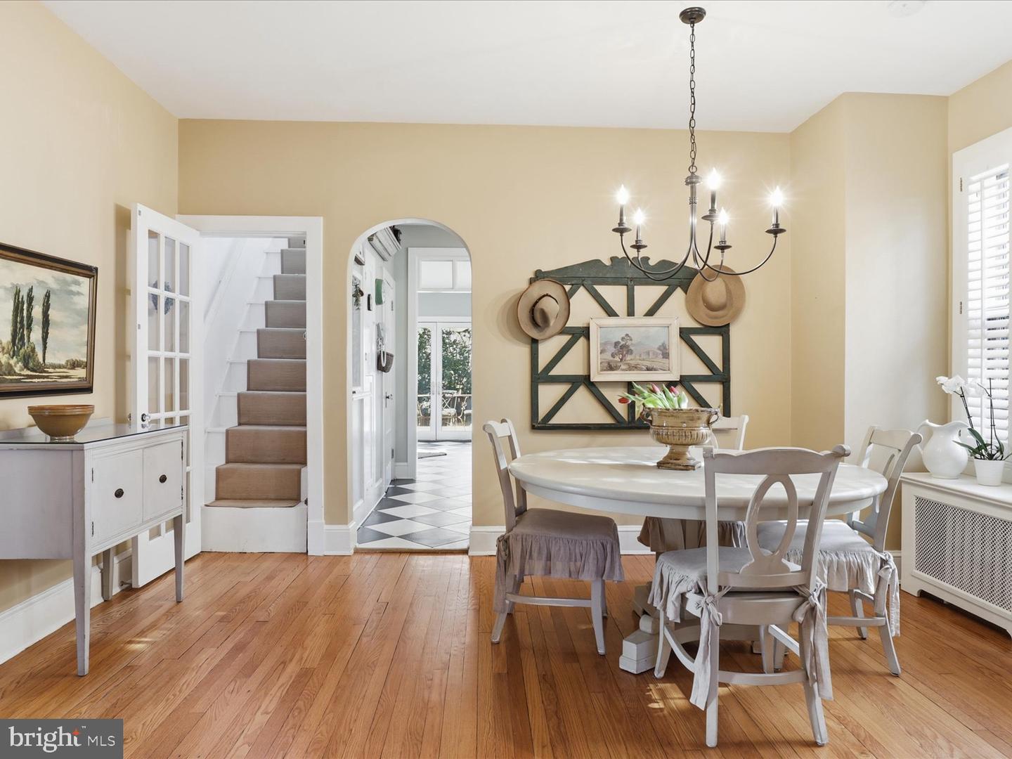 2406 LESLIE AVE, ALEXANDRIA, Virginia 22301, 4 Bedrooms Bedrooms, ,3 BathroomsBathrooms,Residential,For sale,2406 LESLIE AVE,VAAX2053246 MLS # VAAX2053246 2406 LESLIE AVE, ALEXANDRIA, Virginia 22301, 4 Bedrooms Bedrooms, ,3 BathroomsBathrooms,Residential,For sale,2406 LESLIE AVE,VAAX2053246 MLS # VAAX2053246