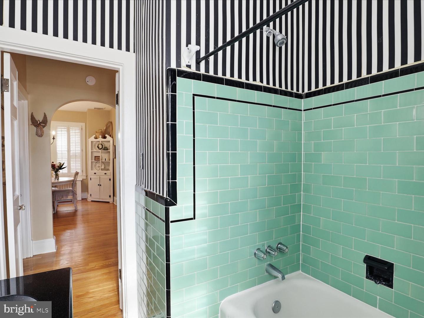 2406 LESLIE AVE, ALEXANDRIA, Virginia 22301, 4 Bedrooms Bedrooms, ,3 BathroomsBathrooms,Residential,For sale,2406 LESLIE AVE,VAAX2053246 MLS # VAAX2053246 2406 LESLIE AVE, ALEXANDRIA, Virginia 22301, 4 Bedrooms Bedrooms, ,3 BathroomsBathrooms,Residential,For sale,2406 LESLIE AVE,VAAX2053246 MLS # VAAX2053246