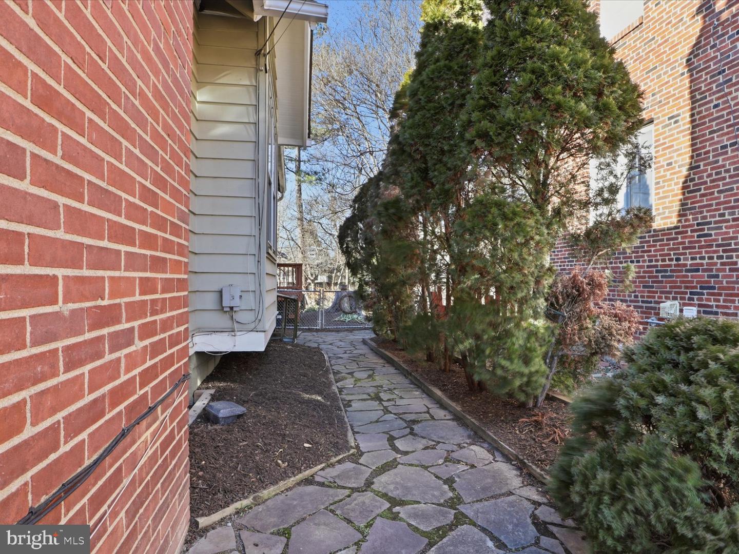 2406 LESLIE AVE, ALEXANDRIA, Virginia 22301, 4 Bedrooms Bedrooms, ,3 BathroomsBathrooms,Residential,For sale,2406 LESLIE AVE,VAAX2053246 MLS # VAAX2053246 2406 LESLIE AVE, ALEXANDRIA, Virginia 22301, 4 Bedrooms Bedrooms, ,3 BathroomsBathrooms,Residential,For sale,2406 LESLIE AVE,VAAX2053246 MLS # VAAX2053246