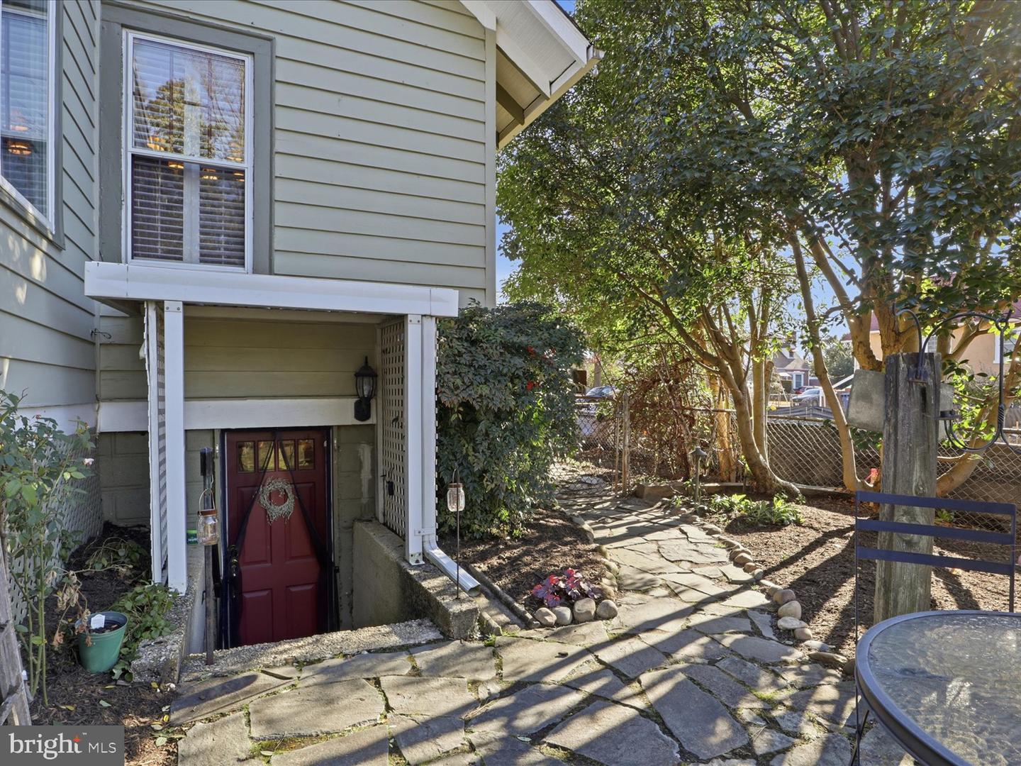 2406 LESLIE AVE, ALEXANDRIA, Virginia 22301, 4 Bedrooms Bedrooms, ,3 BathroomsBathrooms,Residential,For sale,2406 LESLIE AVE,VAAX2053246 MLS # VAAX2053246 2406 LESLIE AVE, ALEXANDRIA, Virginia 22301, 4 Bedrooms Bedrooms, ,3 BathroomsBathrooms,Residential,For sale,2406 LESLIE AVE,VAAX2053246 MLS # VAAX2053246